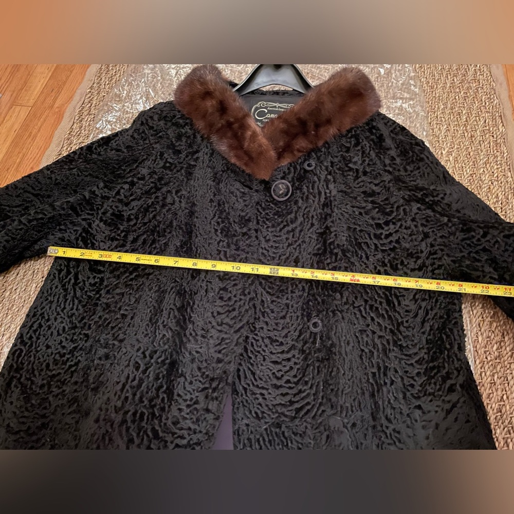 Darling Vtg 60’s Jackie O. Fur Swing Jacket (EUC) - Picture 9 of 15